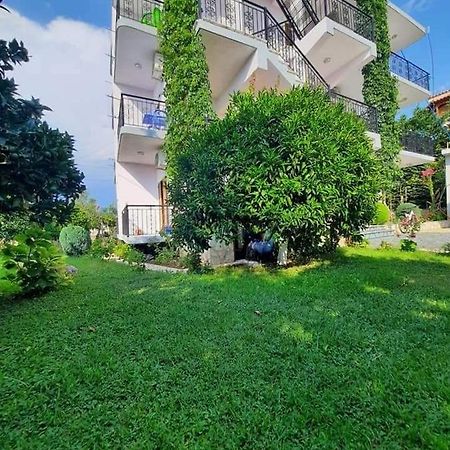 Green Apartments Ksamil Esterno foto