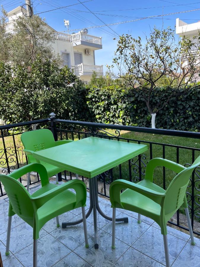 Green Apartments Ksamil Esterno foto